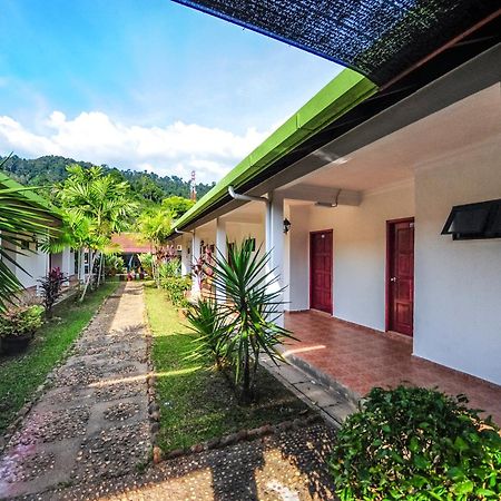 كُوالا تاهان Han Rainforest Resort المظهر الخارجي الصورة