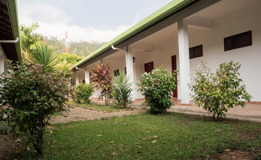 كُوالا تاهان Han Rainforest Resort المظهر الخارجي الصورة