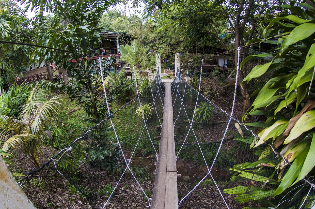 كُوالا تاهان Han Rainforest Resort المظهر الخارجي الصورة